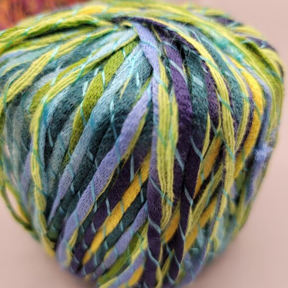 Yarn Mixed Lot 9 Rolls Universal Yarn Co Trendsetter Yarns Multicolor Variegated - Picture 4 of 7